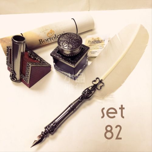 義大利 Bortoletti set82 羽毛沾水筆＋墨水一瓶+筆座 組合（bianco白色羽毛款）